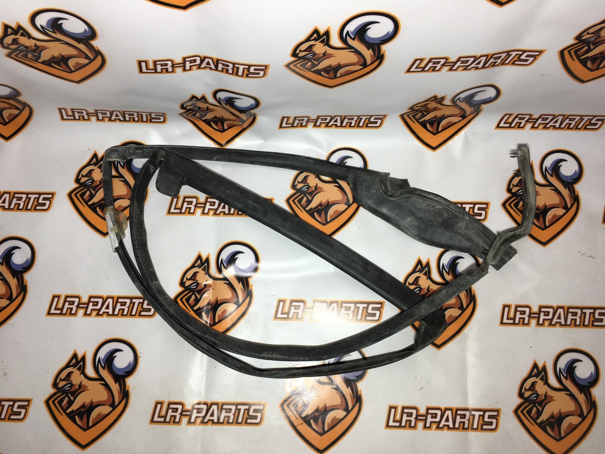 LR099668 Rear right door seal Range Rover Sport L494 (2014-2022) Used